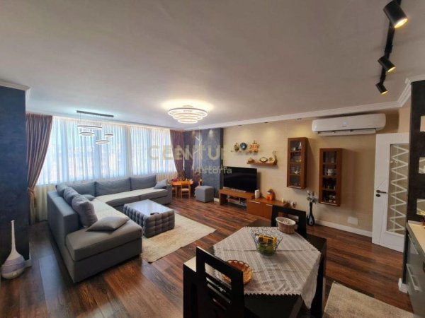 Tirane, shitet apartament 2+1 Kati 6, 119 m² 185.000 € (Rr.Ali Visha)