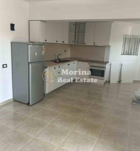 jepet me qera shtepi 2+1 Kati 1, 90 m² 400 € (Rruga Pjetër Budi, Qyteti Studenti)