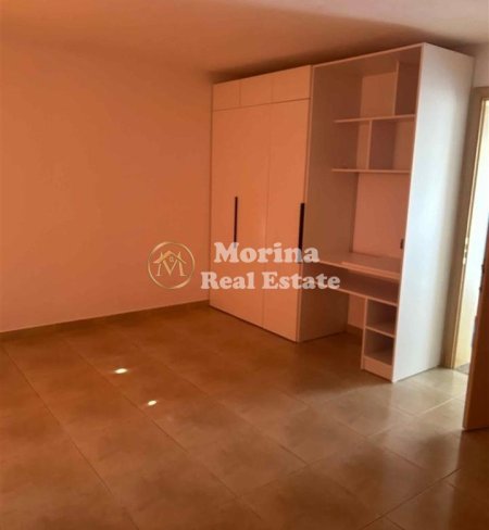 jepet me qera shtepi 2+1 Kati 1, 90 m² 400 € (Rruga Pjetër Budi, Qyteti Studenti)