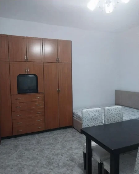 Tirane, shitet garsonier Kati 1, 42 m² 75.000 € (RRUGA E DIBRES)