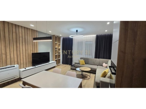 Tirane, jepet me qera apartament 1+1 Kati 2, 65 m² 550 € 