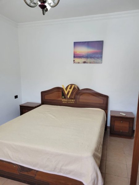 Tirane, jepet me qera apartament 1+1+Ballkon Kati 1, 85 m² 350 € (SELITE)