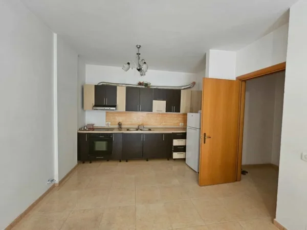 Tirane, jepet me qera apartament 2+1 Kati 7, 90 m² 550 € (ASTIR)