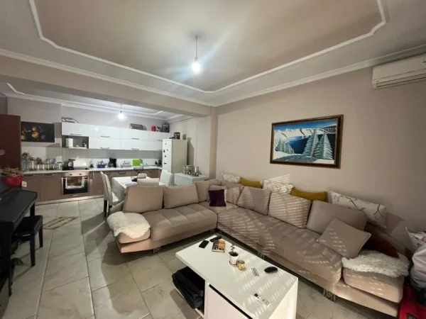 Tirane, shitet apartament 1+1+Ballkon Kati 6, 81 m² 114.000 € (Misto Mame)