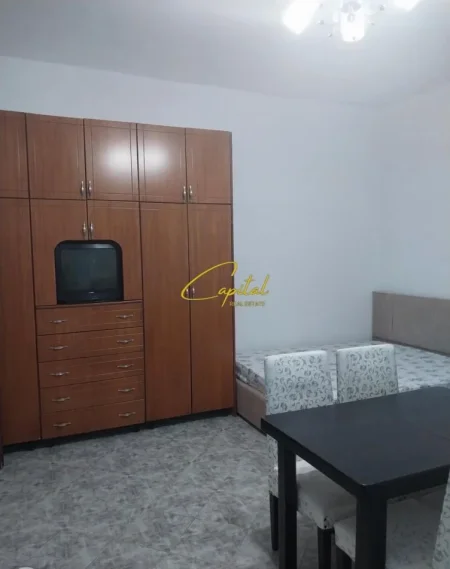 Tirane, shitet apartament 1+1 Kati 1, 43 m² 75.000 € (RRUGA E DIBRES)