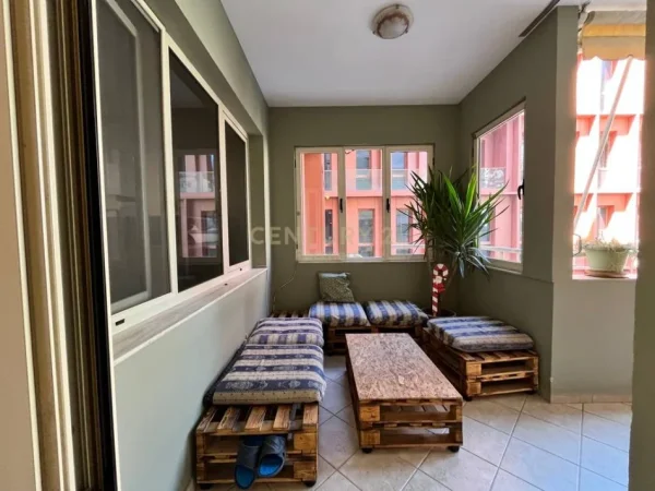 Tirane, shitet apartament 2+1 Kati 4, 230 m² 420.000 € 