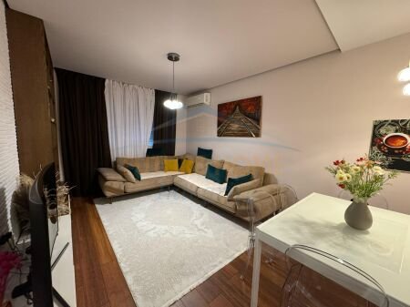 Tirane, shitet apartament 2+1 Kati 3, 74 m² 203.000 € (SELVIA)