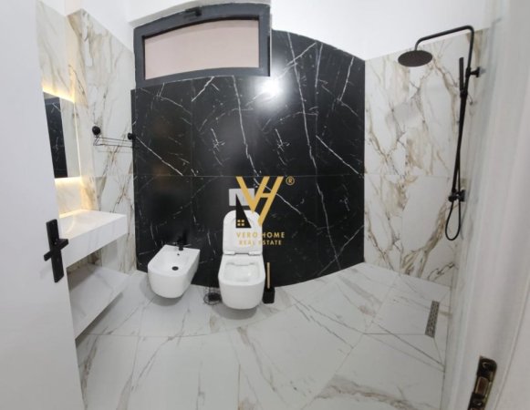 Tirane, jepet me qera zyre Kati 1, 130 m² 1.000 € (TEFTA TASHKO)