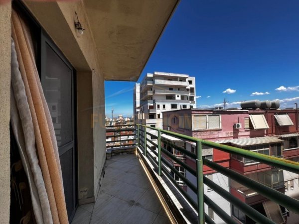 Durres, shitet apartament 2+1 Kati 6, 115 m² 