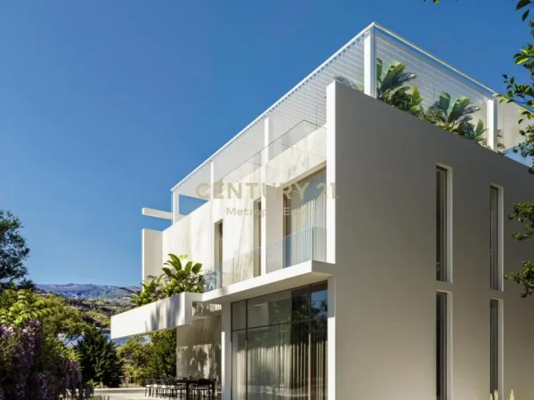 Tirane, shitet Vile , 2.325 m² 