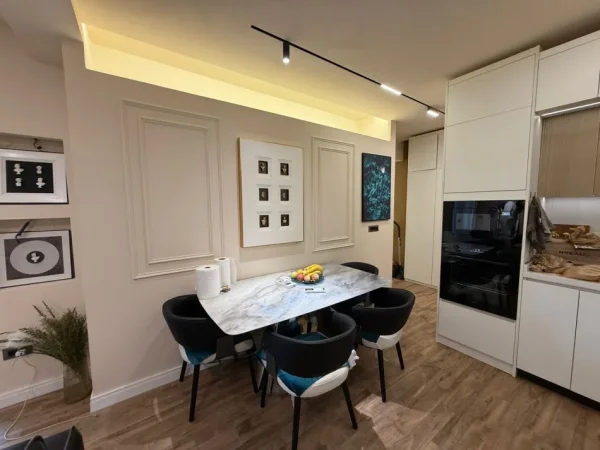 Tirane, shes apartament 2+1 Kati 2, 85 m² (rruga peti)