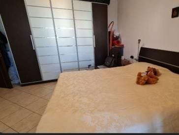 Tirane, jepet me qera apartament 2+1 Kati 5, 85 m² 800 € (ISH ATSH)