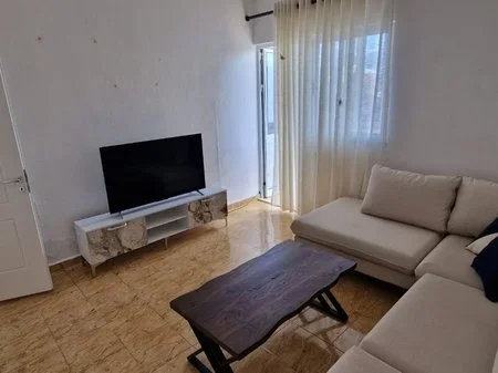 Tirane, jepet me qera apartament 2+1+Ballkon Kati 4, 78 m² 550 € (Don Bosko)