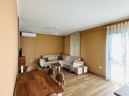 Tirane, shitet apartament 2+1 Kati 9, 116 m² 