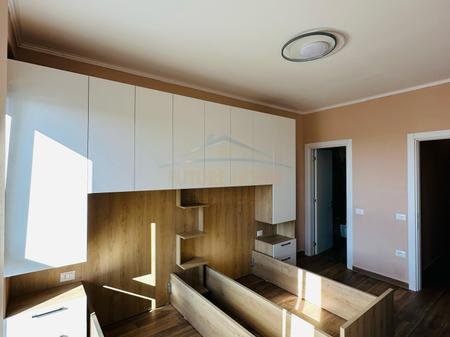 Tirane, shitet apartament 2+1 Kati 9, 116 m² 