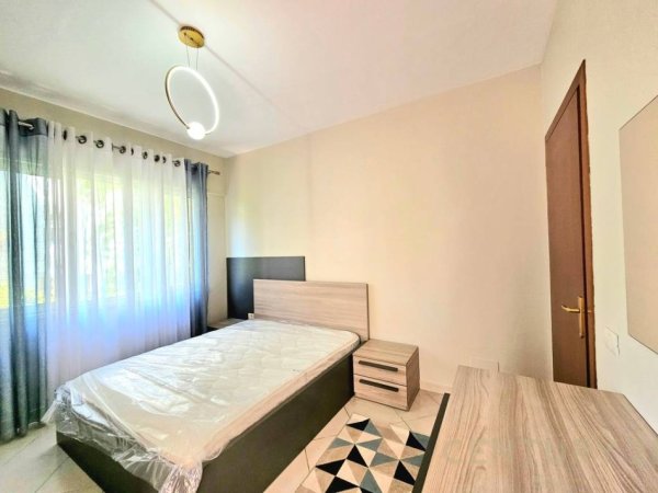 Tirane, jepet me qera apartament 1+1 Kati 3, 60 m² 480 € (Liqeni i thate)