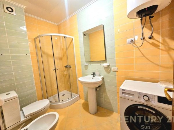 Tirane, jepet me qera apartament 1+1 Kati 3, 60 m² 480 € (Liqeni i thate)