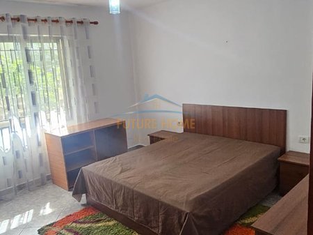 Tirane, jepet me qera apartament 1+1 Kati 1, 60 m² 500 € 