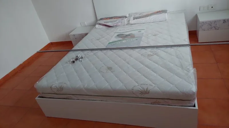 Tirane, jepet me qera apartament 2+1+Ballkon Kati 8, 104 m² 460 € (kompleksi fratar)