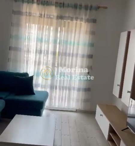Tirane, jepet me qera apartament 1+1 Kati 3, 75 m² 450 € (Astir-Kompleksi Jolla)