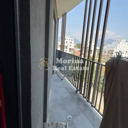 Tirane, jepet me qera apartament 1+1 Kati 3, 75 m² 450 € (Astir-Kompleksi Jolla)