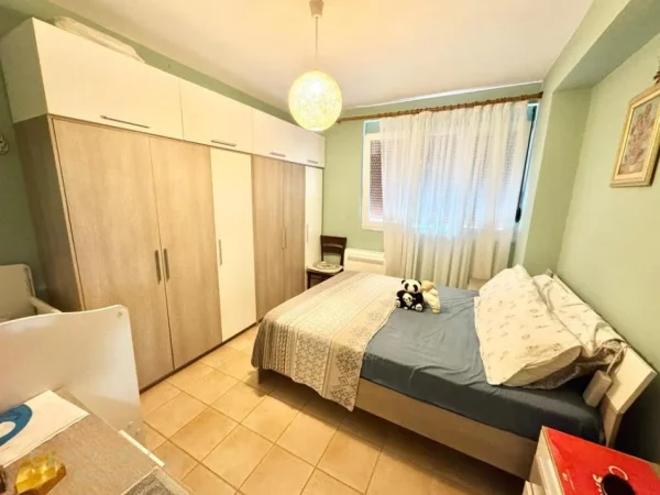 Tirane, shitet apartament 2+1+Aneks+Ballkon Kati 8, 92 m² 253.000 € (Ish-Ekspozita)