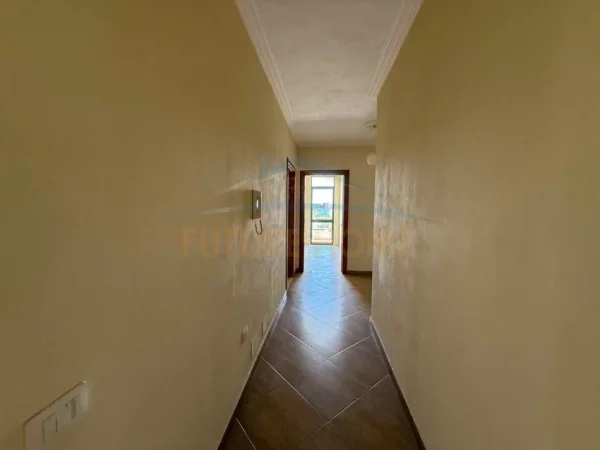 Tirane, jepet me qera apartament 2+1+Ballkon Kati 5, 98 m² 350 € (BULEVARDI BLU)     UNA55178