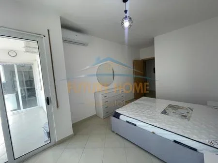 Tirane, jepet me qera apartament 2+1 Kati 3, 94 m² 480 € 