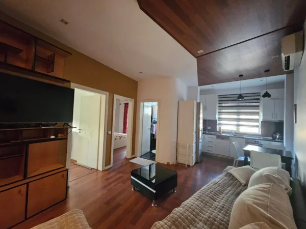Tirane, jepet me qera apartament 2+1+Ballkon Kati 3, 73 m² 600 € (sirir kodra)