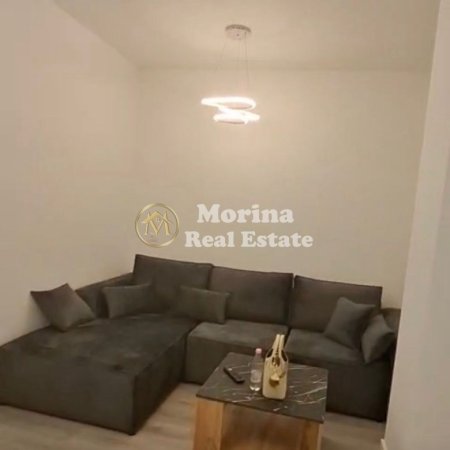 Tirane, jepet me qera apartament 1+1 Kati 2, 90 m² 650 € (Bulevardi Zogu i Pare)
