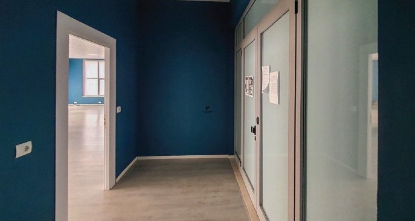 Tirane, shitet zyre Kati 1, 240 m² 600.000 € (FARMACIA 10)