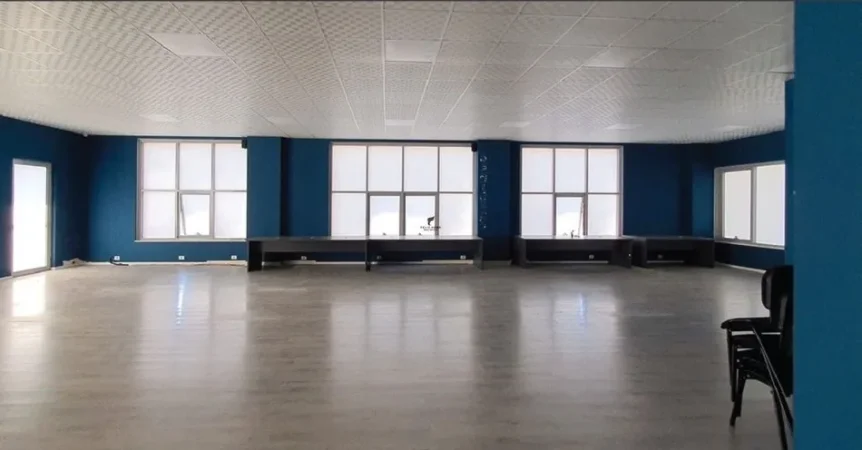 Tirane, shitet zyre Kati 1, 240 m² 600.000 € (FARMACIA 10)