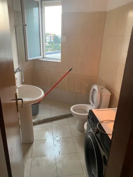 Tirane, jepet me qera apartament 1+1 Kati 3, 70 m² 450 € (FONDACIONI ELENOR)