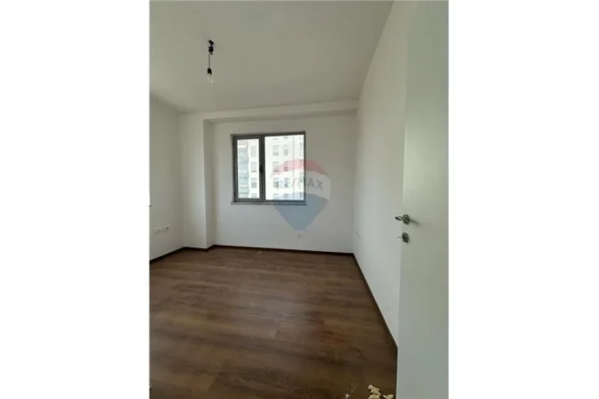 Tirane, shitet apartament 1+1 , 81 m² 114.000 € 