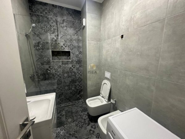Tirane, jepet me qera apartament 2+1+Aneks+Ballkon Kati 7, 99 m² 700 € (Don Bosko, Drini A)