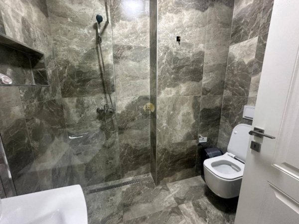 Tirane, jepet me qera apartament 2+1+Aneks+Ballkon Kati 7, 99 m² 700 € (Don Bosko, Drini A)