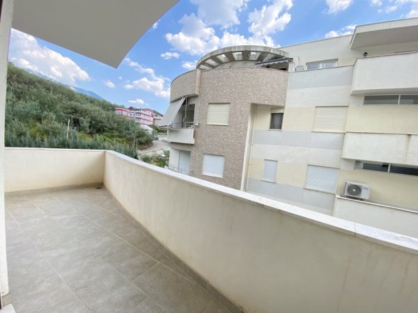 Tirane, shitet apartament 1+1 Kati 2, 64 m² 76.248 € (ID: 1004-10)