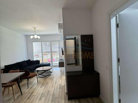 Tirane, jepet me qera apartament 1+1 Kati 3, 60 m² 600 € 