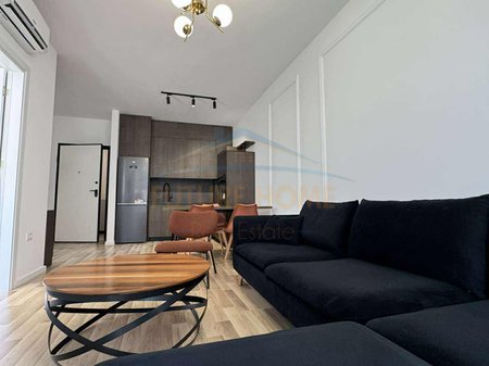 Tirane, jepet me qera apartament 1+1 Kati 3, 60 m² 600 € 