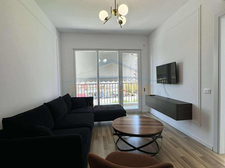 Tirane, jepet me qera apartament 1+1 Kati 3, 60 m² 600 € 