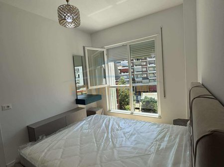 Tirane, jepet me qera apartament 1+1 Kati 3, 60 m² 600 € 