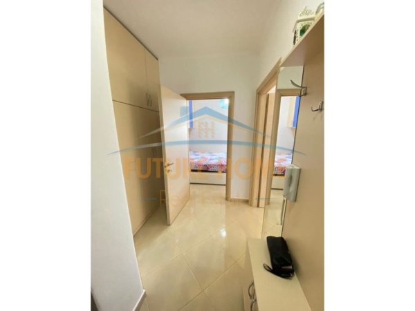 Tirane, shitet apartament 1+1+Ballkon , 61 m² 98.000 € (Rruga Tom Plezha)