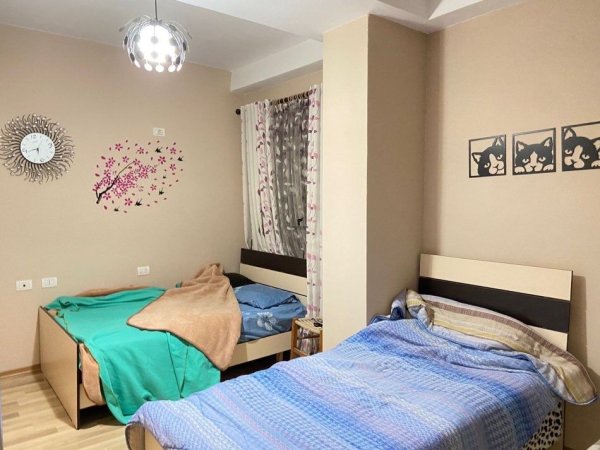 Tirane, jepet me qera apartament 2+1 Kati 8, 114 m² 550 € (PRANE BAR OSLO)