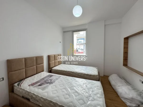 Tirane, jepet me qera apartament 2+1+Ballkon Kati 3, 92 m² 550 € (Pranë Vilës L, Astir)