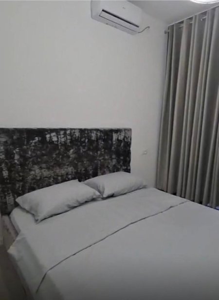 Tirane, jepet me qera apartament 1+1 Kati 2, 65 m² 650 € (Bulevardi Zogu 1)