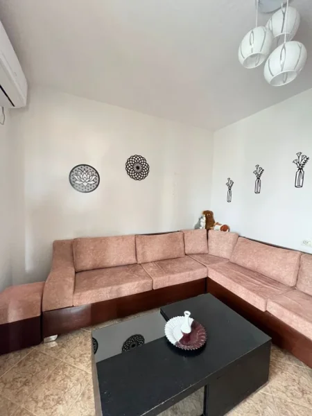Tirane, shes apartament 2+1 Kati 4, 120 m² (rruga e dibres)