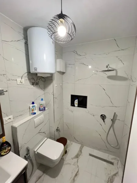 Tirane, shes apartament 2+1 Kati 4, 120 m² (rruga e dibres)