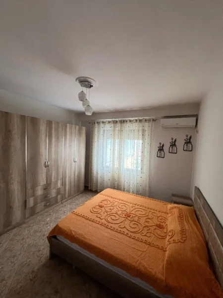 Tirane, shes apartament 2+1 Kati 4, 120 m² (rruga e dibres)