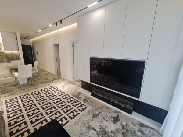 Tirane, jepet me qera apartament 1+1 Kati 3, 80 m² 1.200 € (Liqeni i thate)