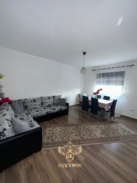 Durres, shes apartament 1+1+Ballkon Kati 4, 58 m² 68.000 € (SHITET Apartament • 1+1 + Ballkon 069 20 39 456 Vala Park, Durres)